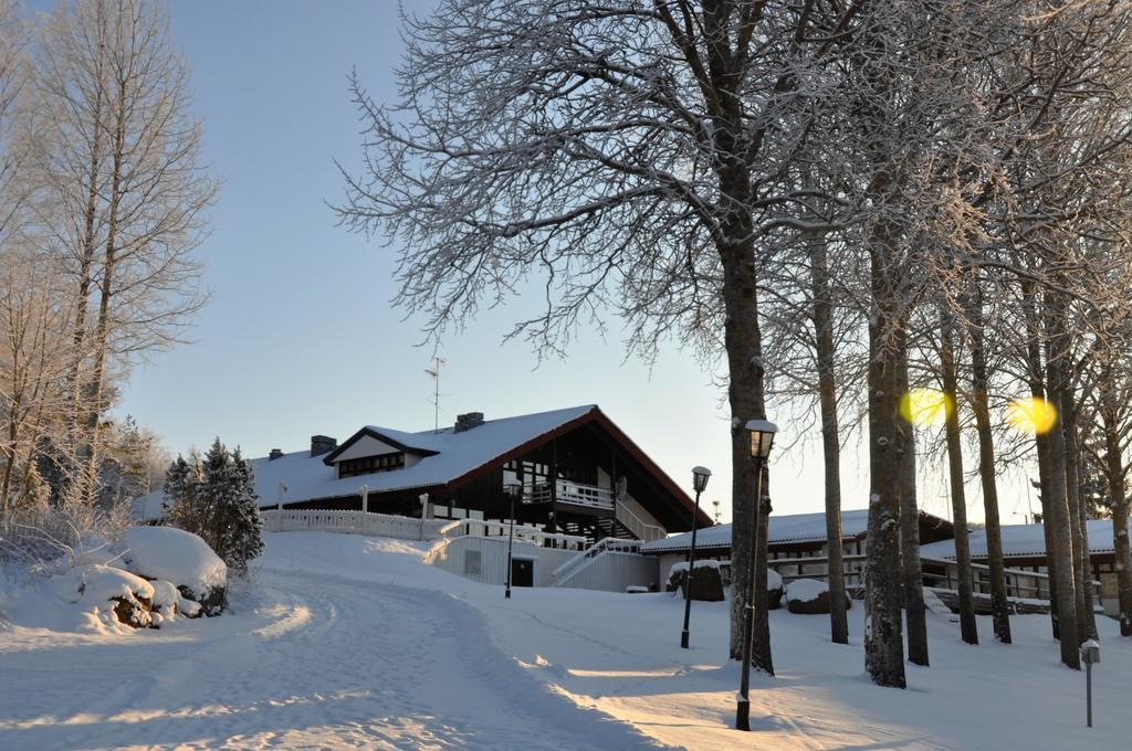 Hotel Hanhi Lapinjarvi Bagian luar foto