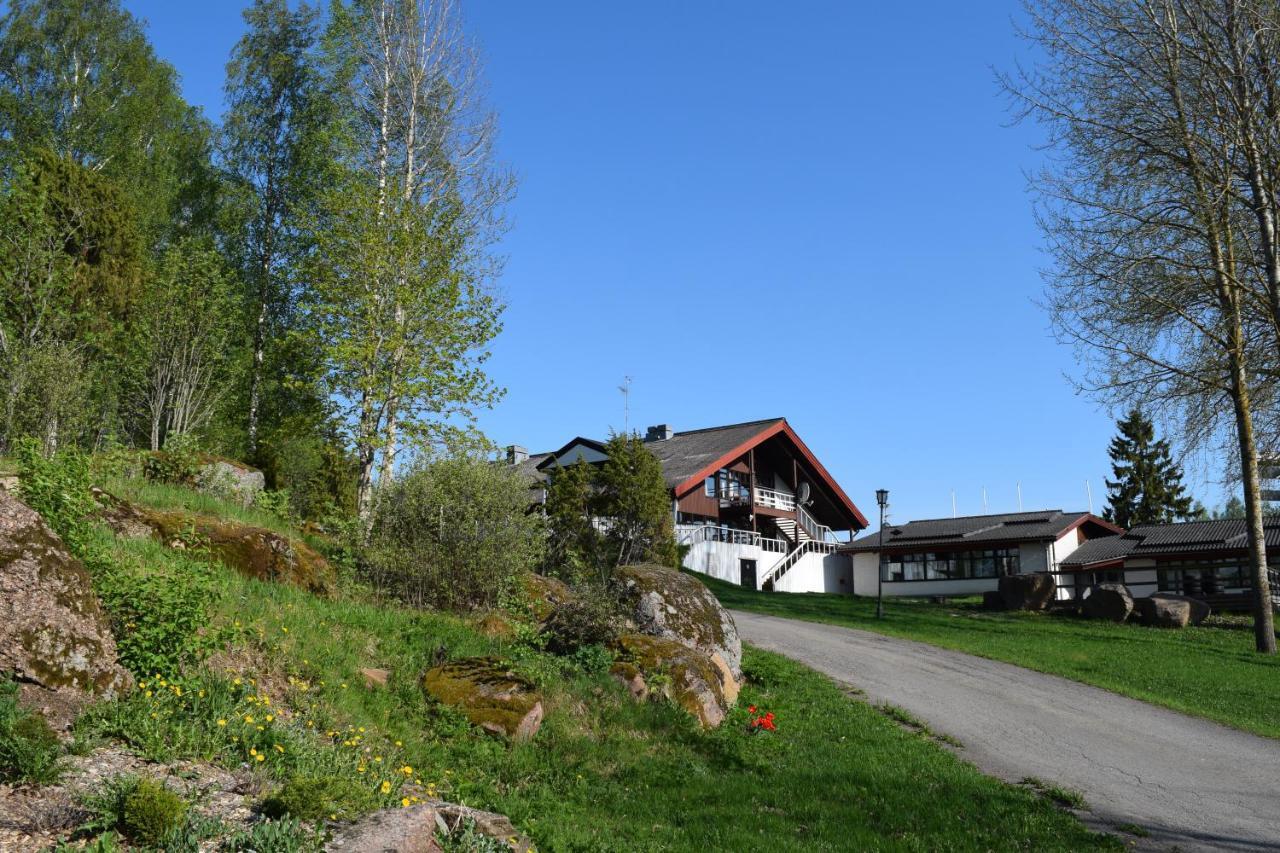 Hotel Hanhi Lapinjarvi Bagian luar foto